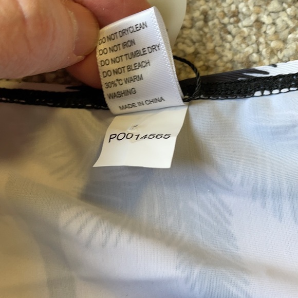 NWT Tempt Me White & Black Tropical Bikini Bottoms - Picture 8 of 10